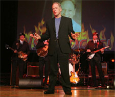 Bill Stainton delivers a keynote presentation that schools on leadership, change and success!